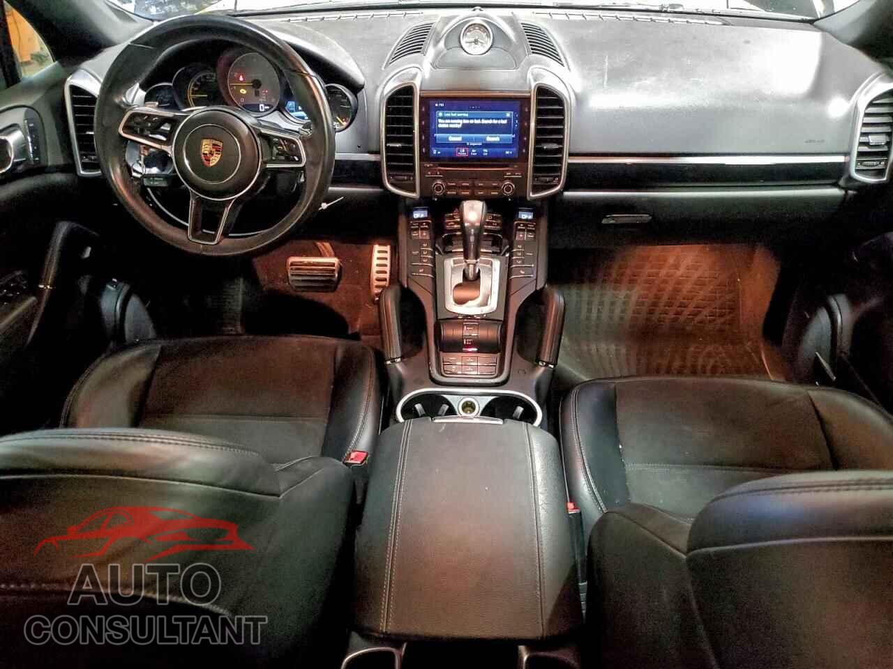 PORSCHE CAYENNE 2017 - WP1AE2A2XHLA74620