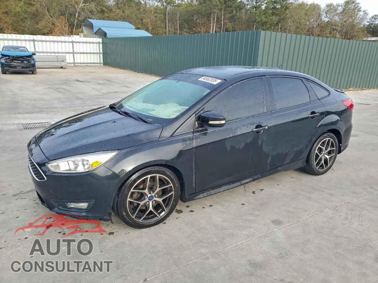 FORD FOCUS 2015 - 1FADP3F29FL292266