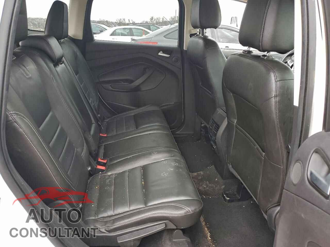 FORD ESCAPE 2016 - 1FMCU9G98GUA57958