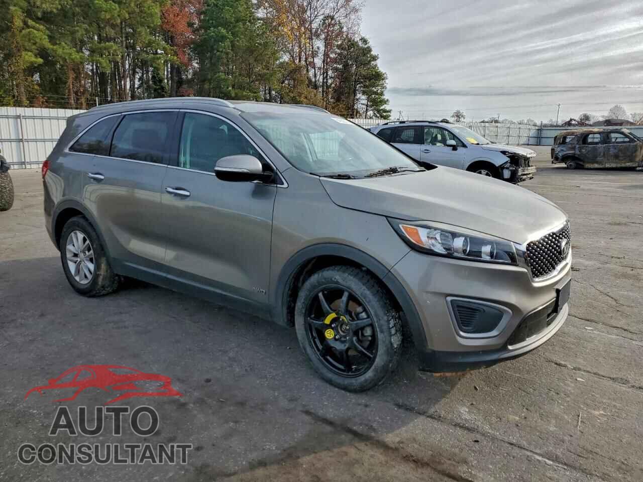 KIA SORENTO 2017 - 5XYPGDA38HG206652