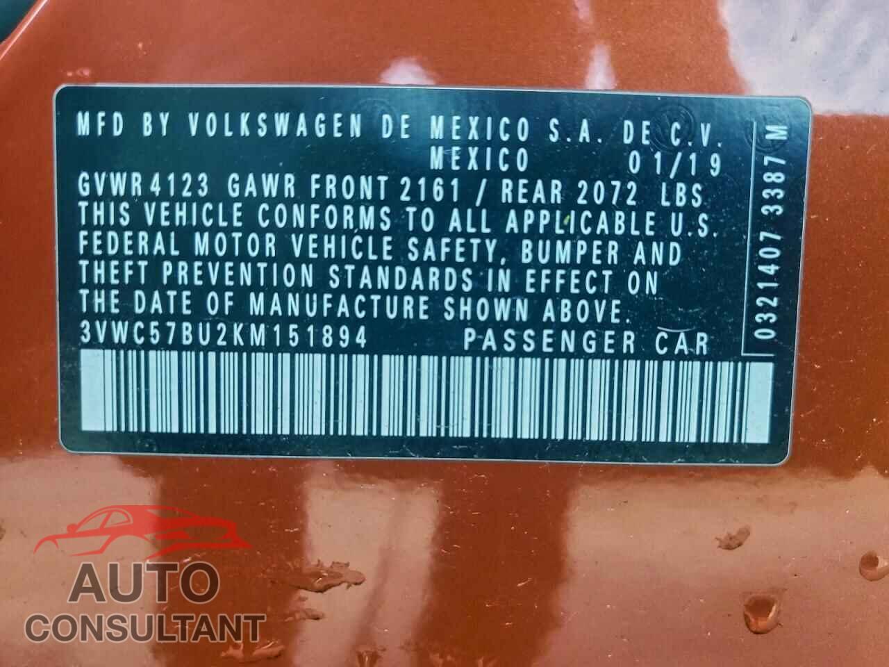 VOLKSWAGEN JETTA 2019 - 3VWC57BU2KM151894