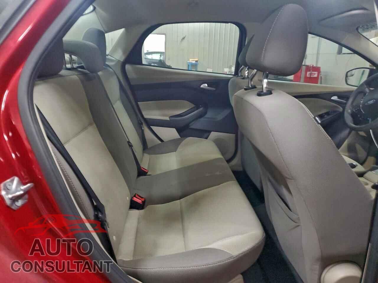 FORD FOCUS 2012 - 1FAHP3F26CL283909