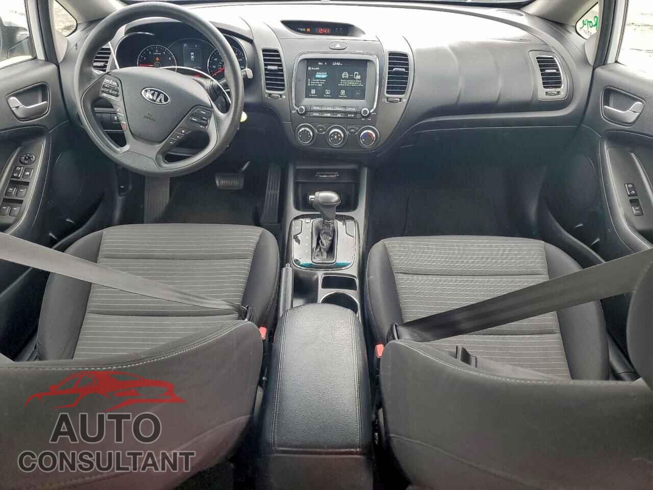 KIA FORTE 2018 - 3KPFL4A79JE259731