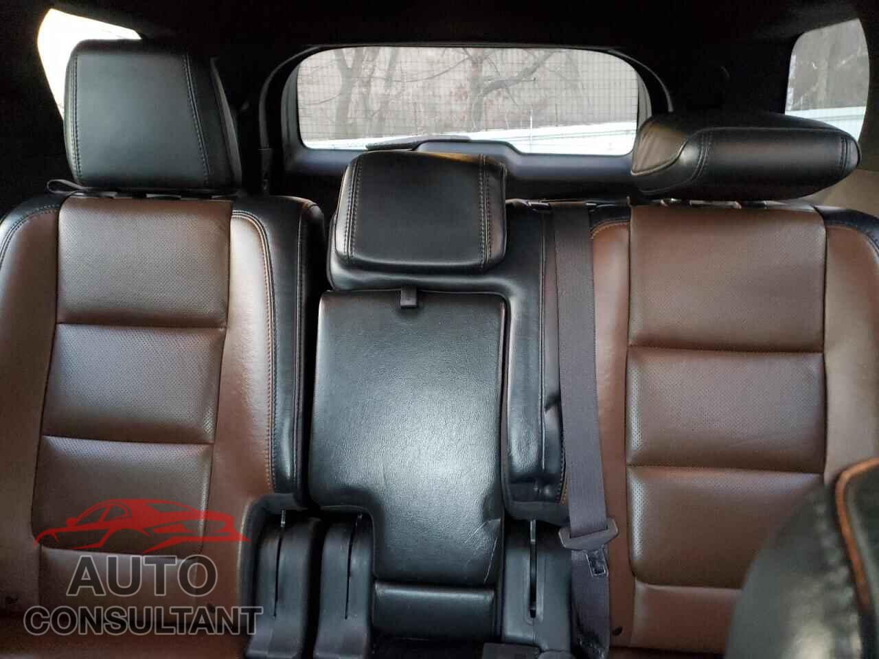 FORD EXPLORER 2012 - 1FMHK8F82CGA03241