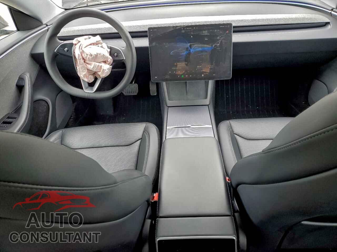 TESLA MODEL 3 2024 - 5YJ3E1EA2RF855707