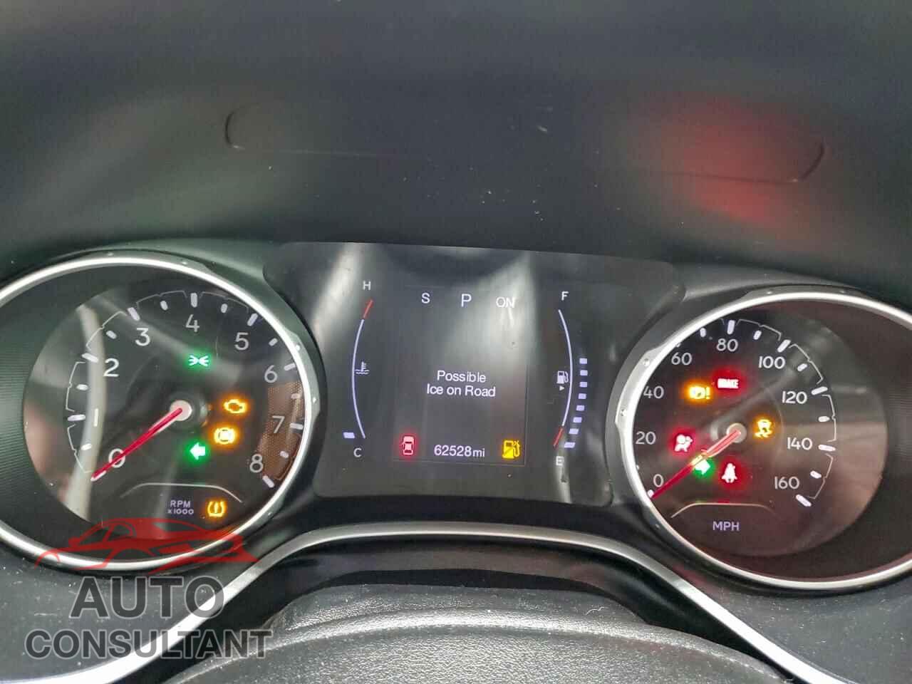JEEP COMPASS 2018 - 3C4NJDBB3JT423720