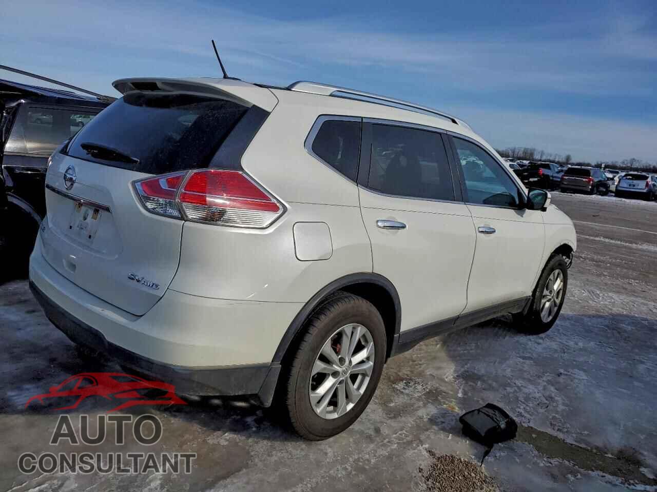 NISSAN ROGUE 2015 - KNMAT2MV2FP564407