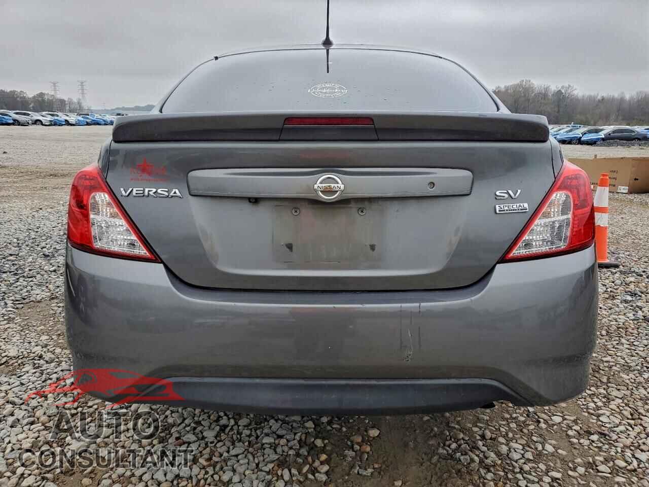 NISSAN VERSA 2017 - 3N1CN7AP7HL809788
