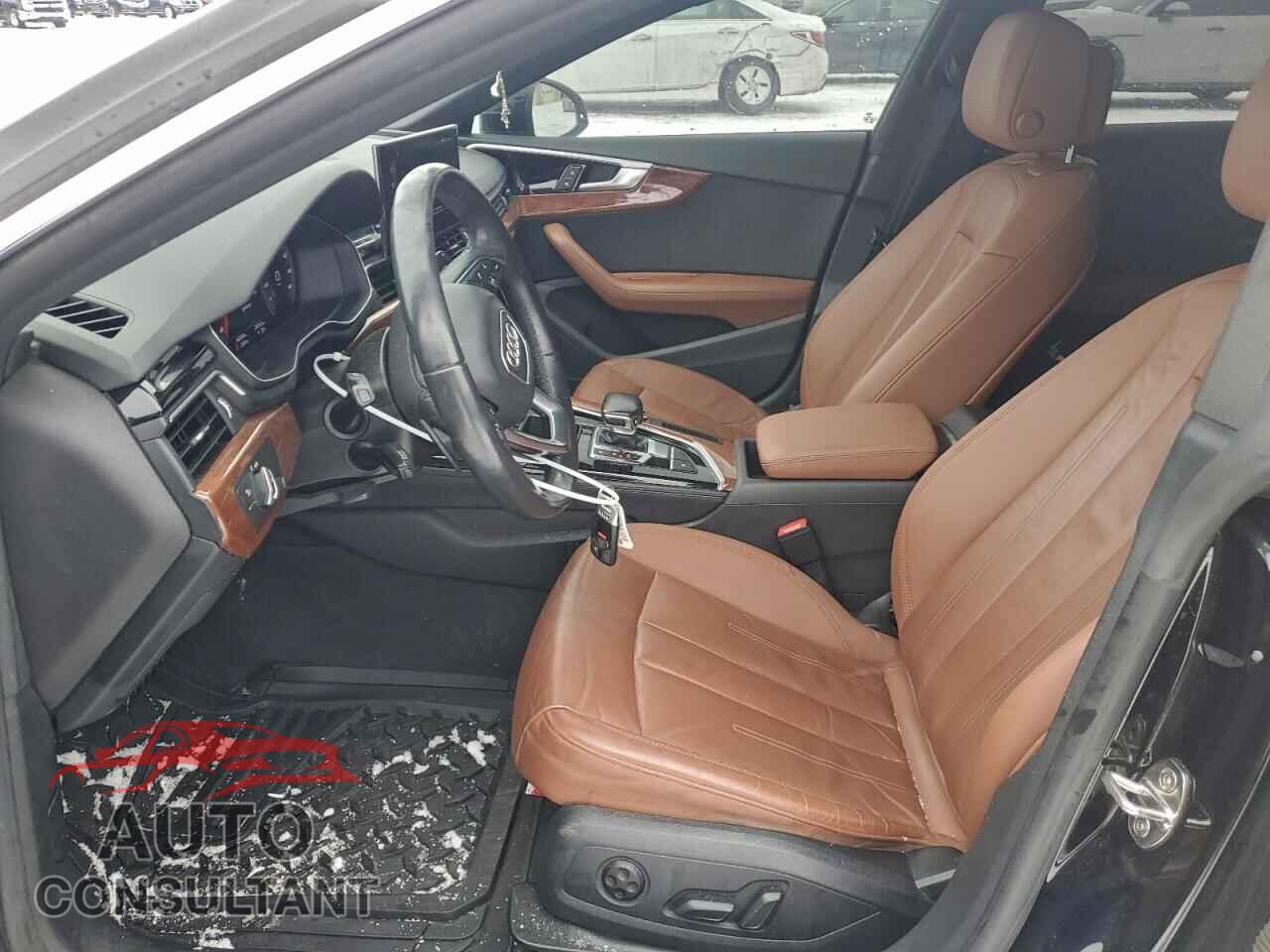 AUDI A5 2021 - WAUCBCF53MA040842