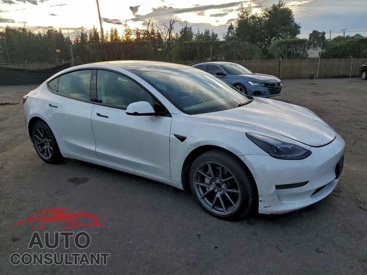 TESLA MODEL 3 2021 - 5YJ3E1EA6MF878660