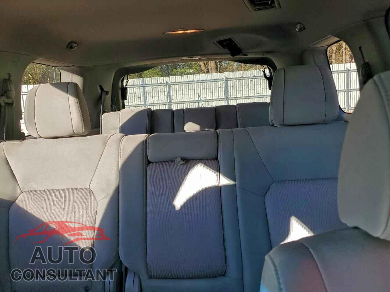 HONDA PILOT 2014 - 5FNYF4H42EB009436
