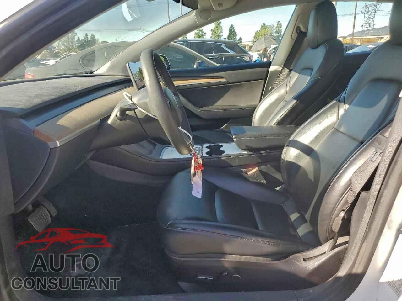 TESLA MODEL 3 2021 - 5YJ3E1EA0MF091011