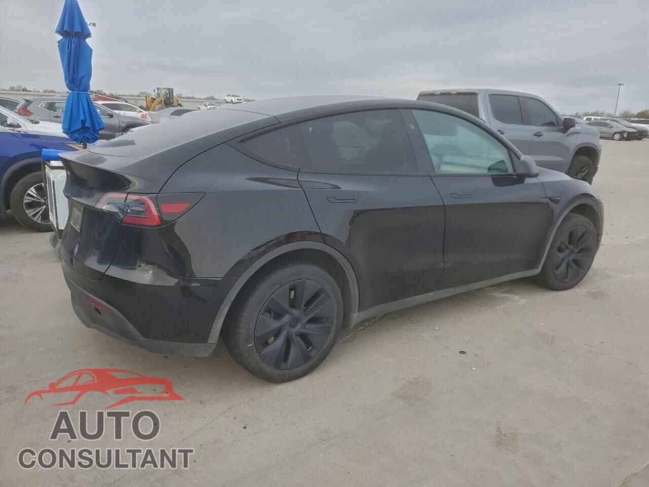 TESLA MODEL Y 2024 - 7SAYGDED8RA293792
