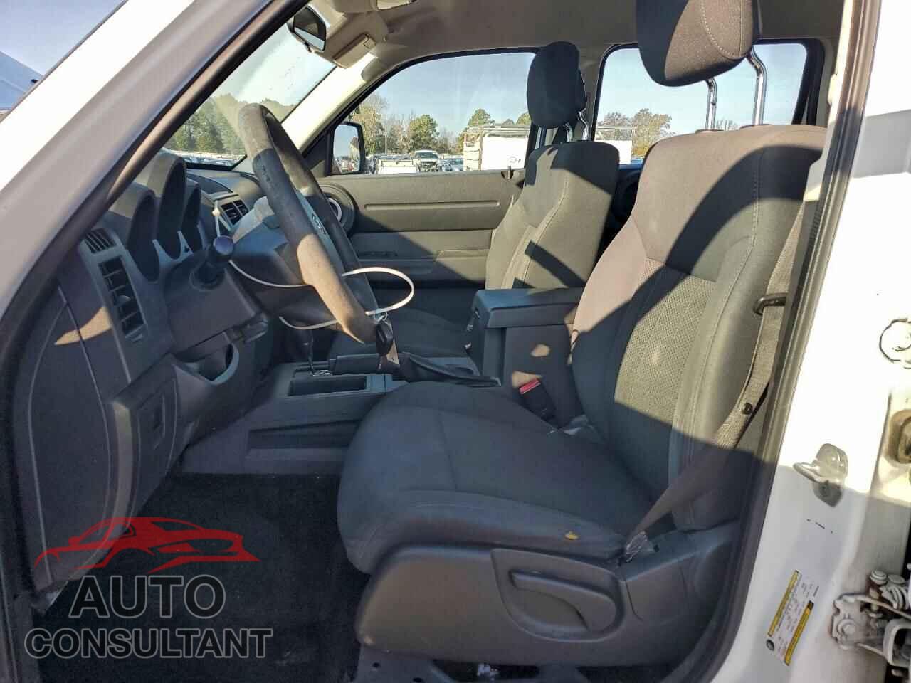 DODGE NITRO 2011 - 1D4PT2GK2BW600420