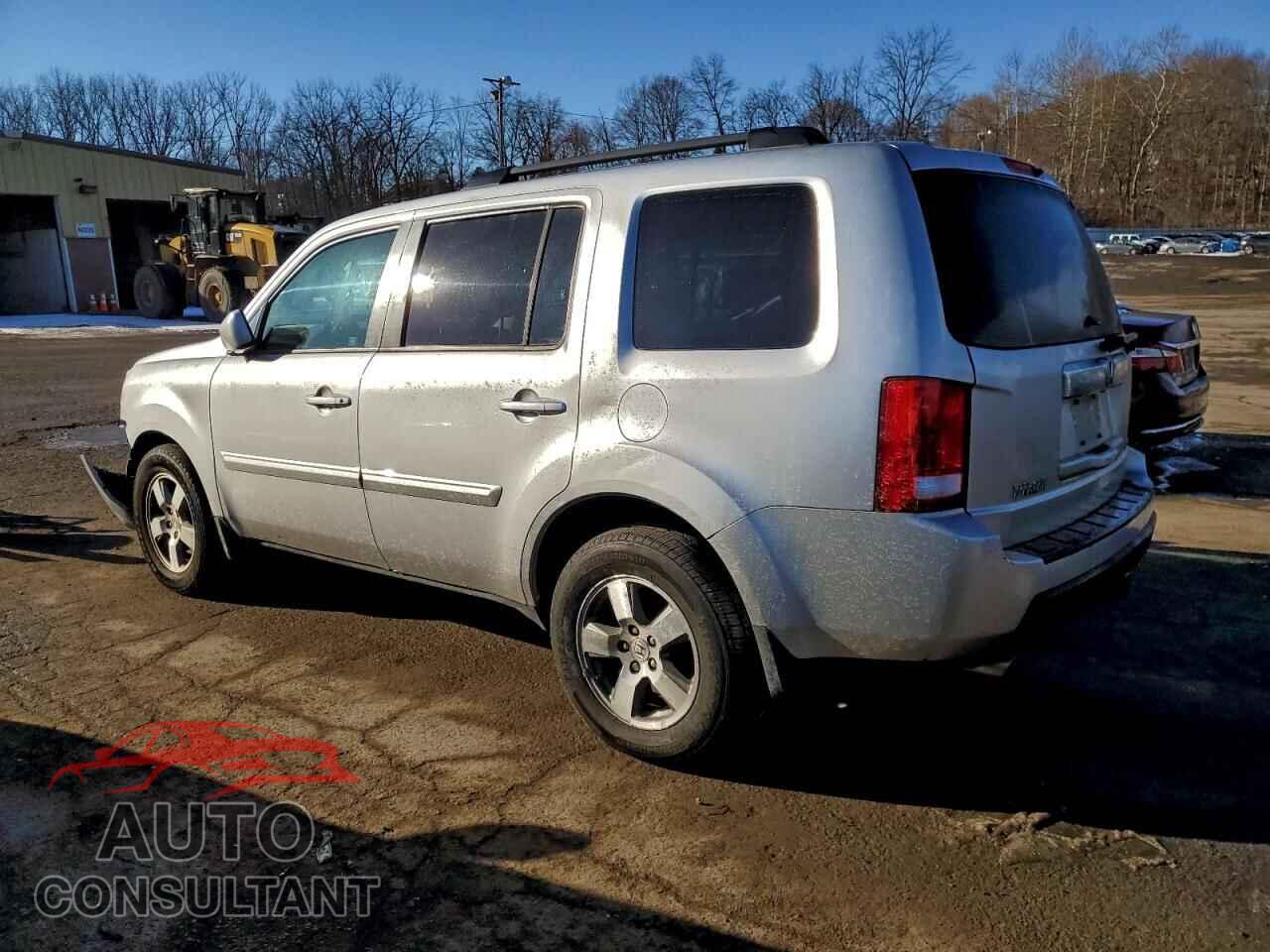 HONDA PILOT 2011 - 5FNYF4H71BB097546