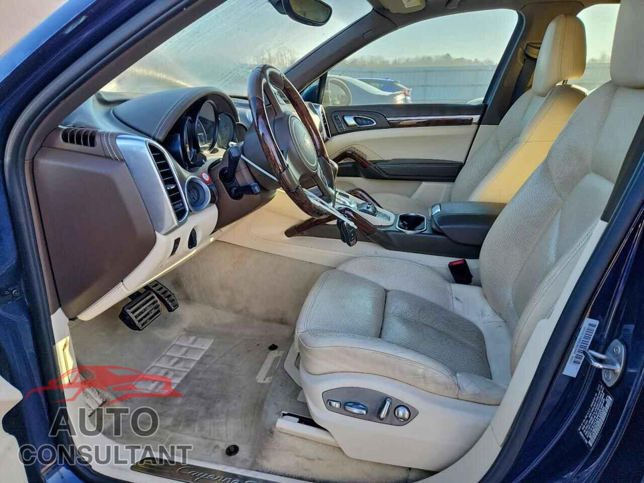 PORSCHE CAYENNE 2012 - WP1AB2A28CLA45344
