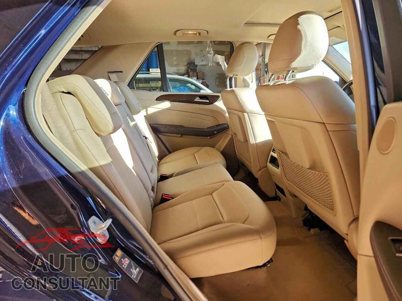 MERCEDES-BENZ M-CLASS 2015 - 4JGDA5JB2FA602795