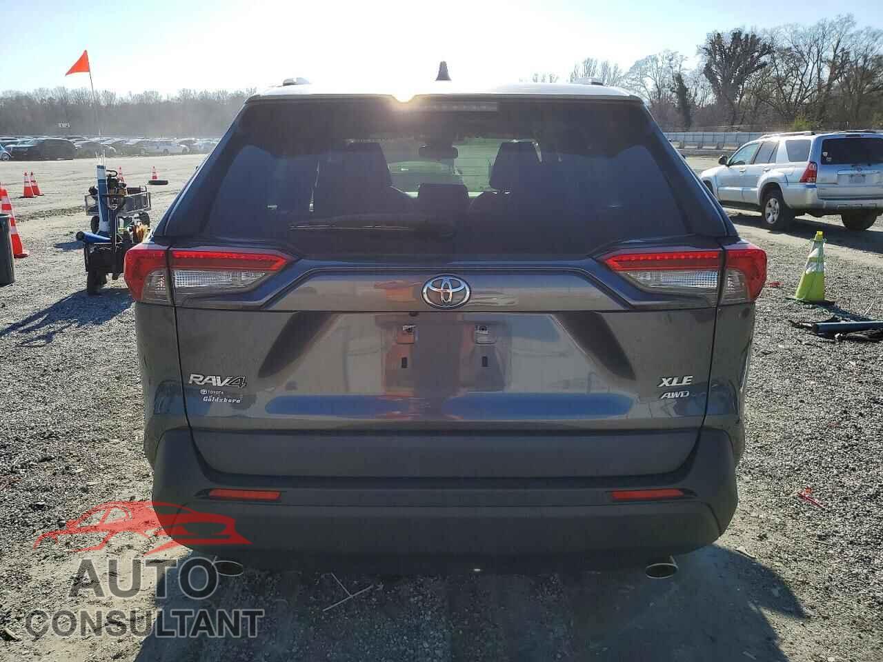 TOYOTA RAV4 2020 - JTMP1RFV8LD054372