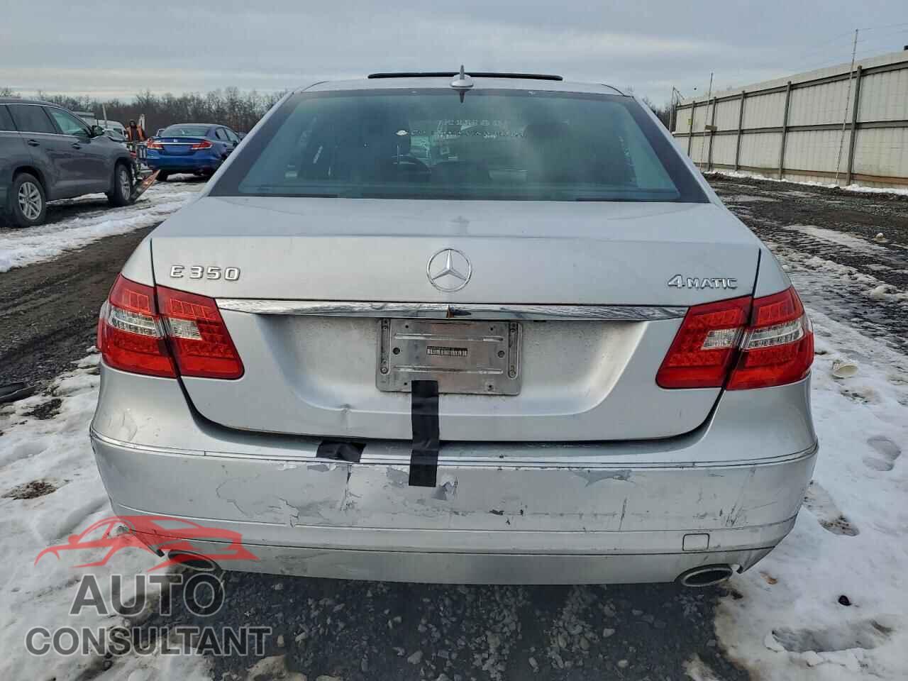 MERCEDES-BENZ E-CLASS 2011 - WDDHF8HB9BA497123