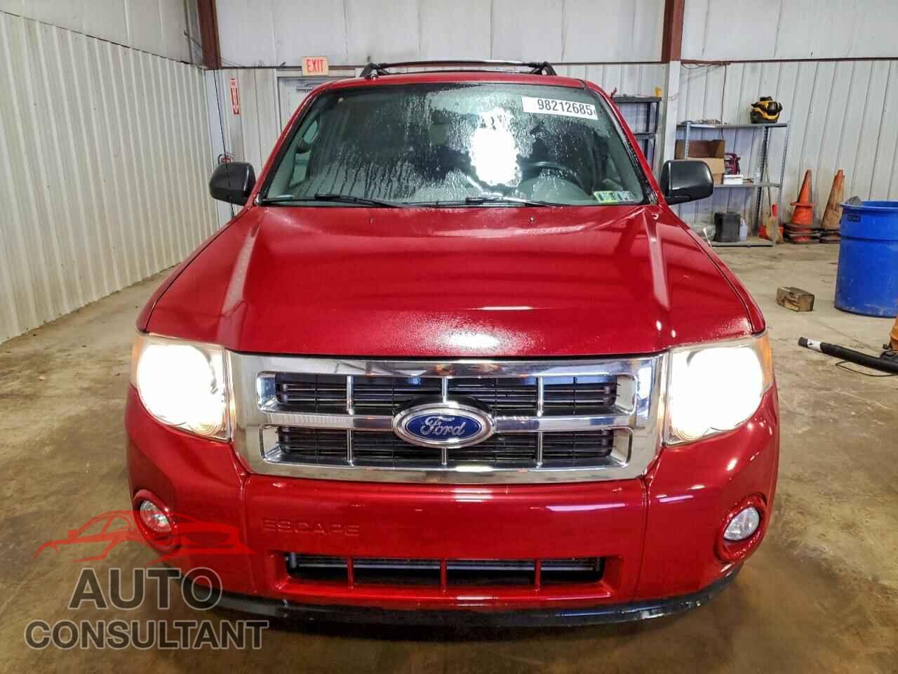 FORD ESCAPE 2010 - 1FMCU9DG1AKD36822