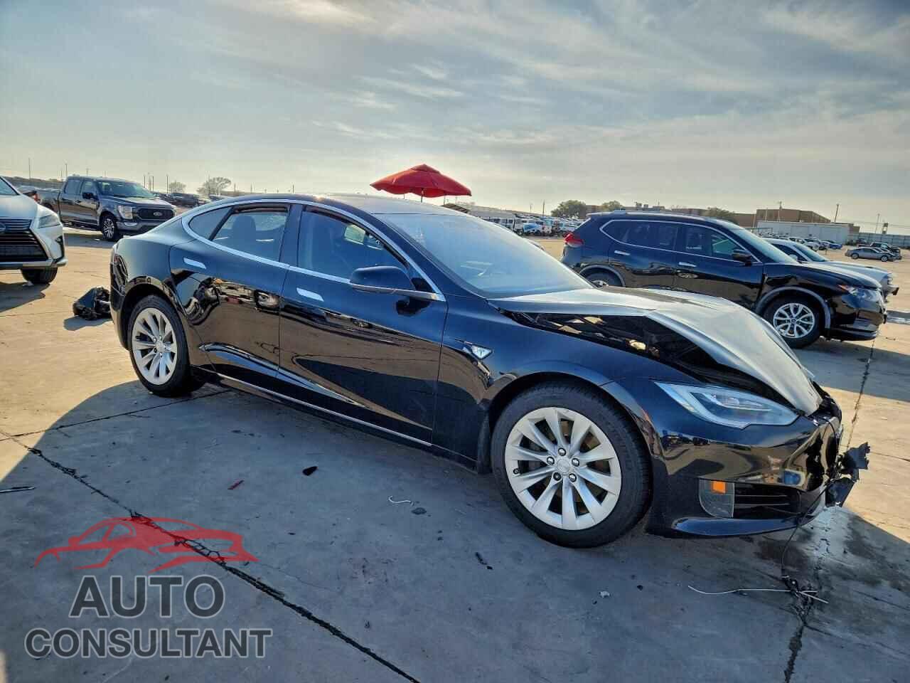 TESLA MODEL S 2016 - 5YJSA1E15GF159931