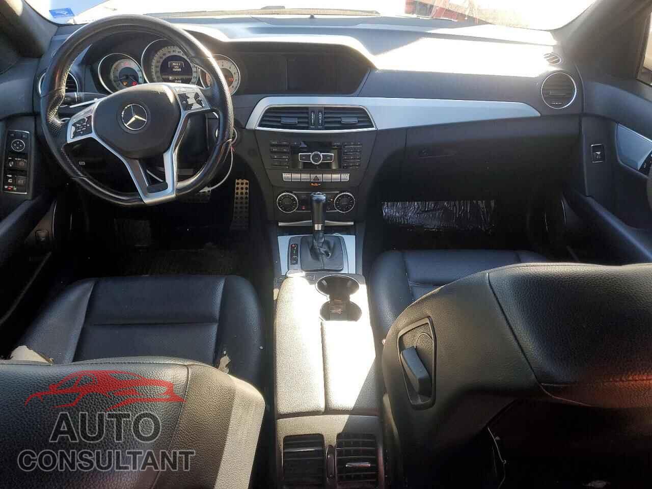 MERCEDES-BENZ C-CLASS 2013 - WDDGF4HB7DA859246