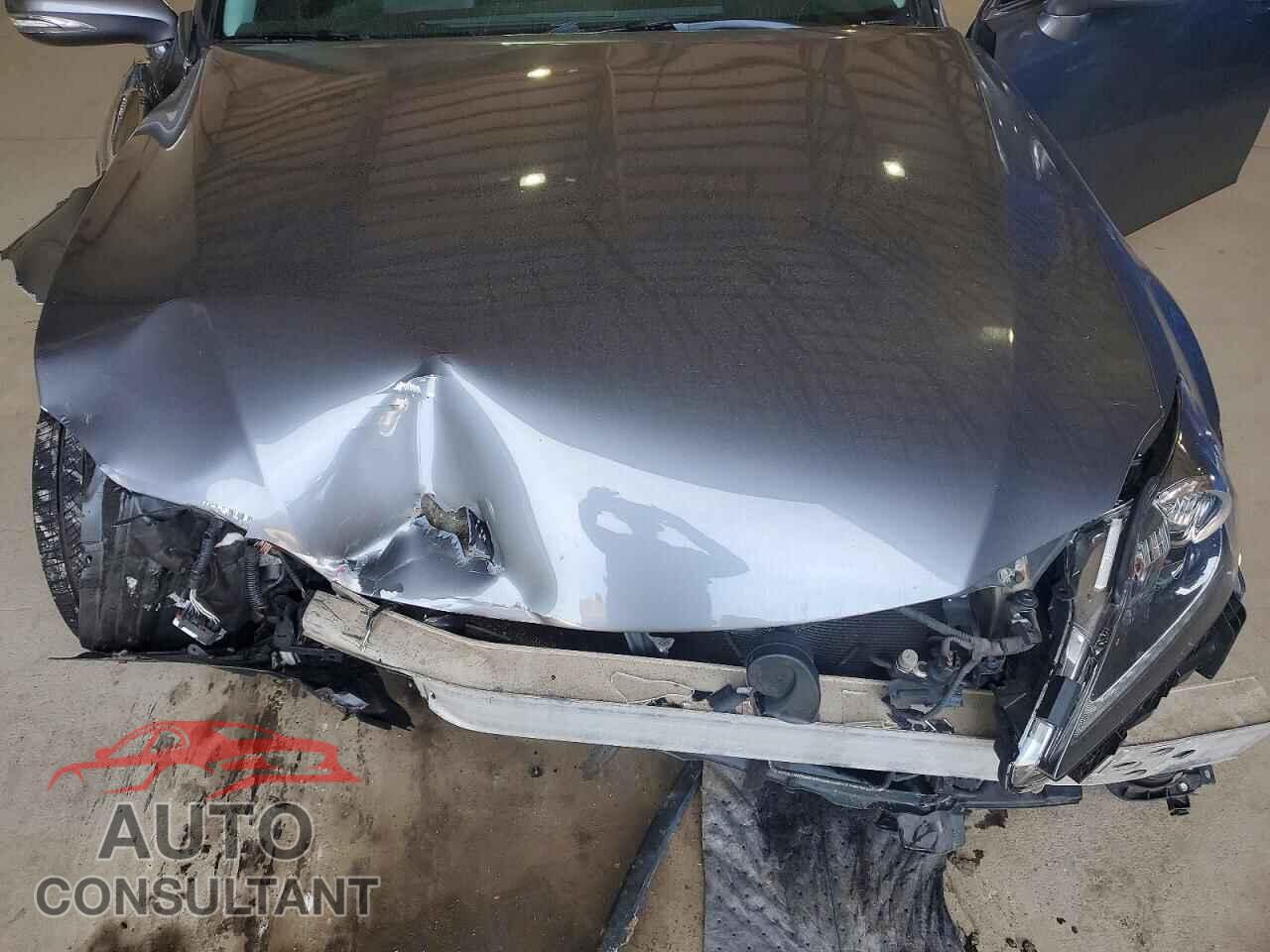 LEXUS IS 2012 - JTHCF5C20C5054314