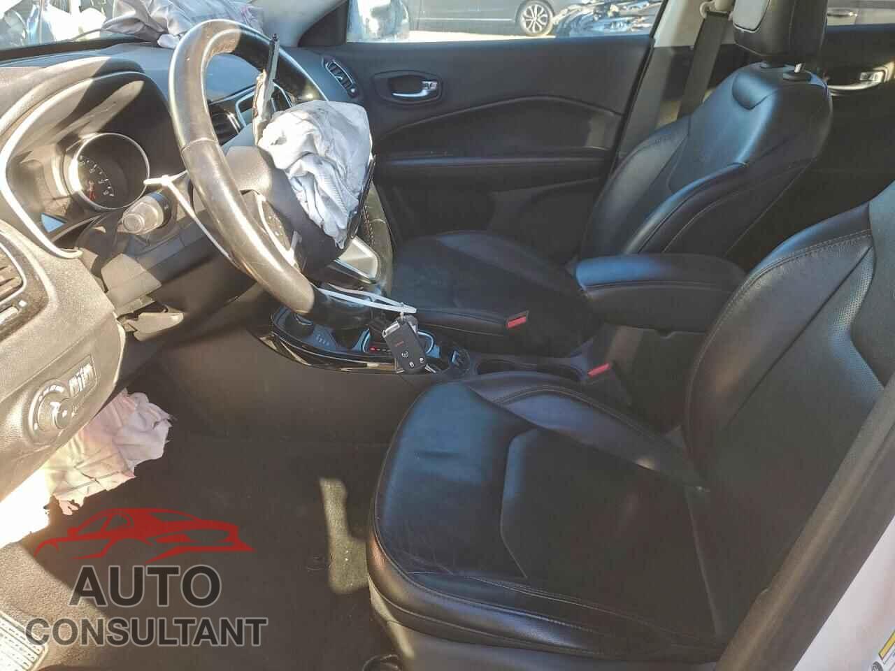 JEEP COMPASS 2021 - 3C4NJDCB9MT520603
