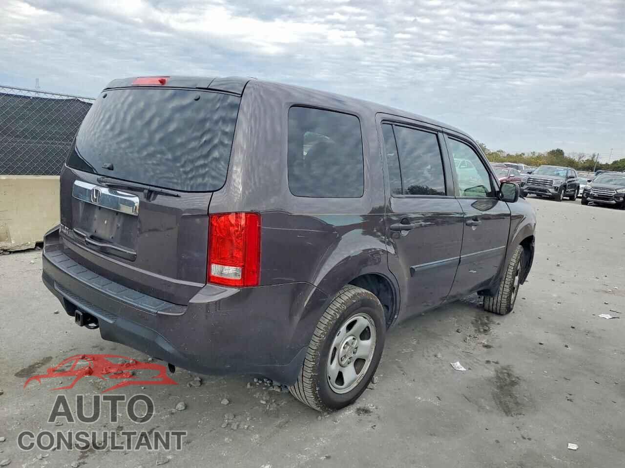 HONDA PILOT 2013 - 5FNYF3H2XDB015864