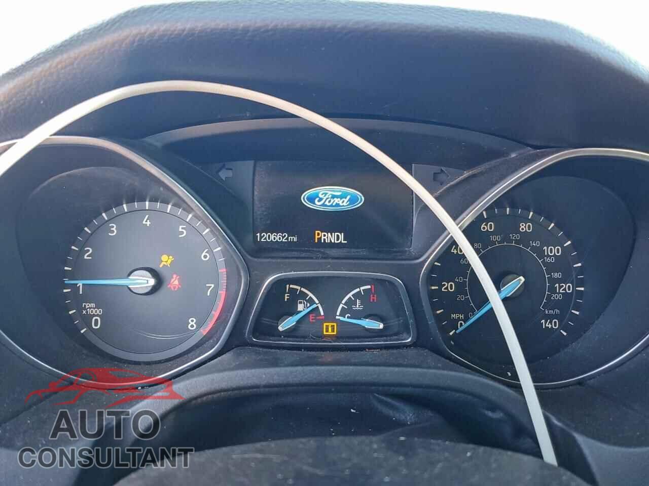 FORD FOCUS 2015 - 1FADP3F23FL210760