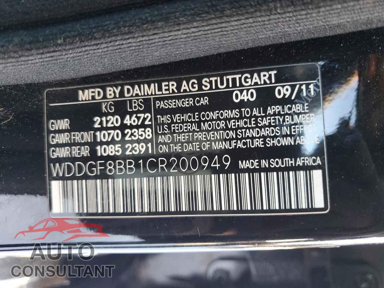 MERCEDES-BENZ C-CLASS 2012 - WDDGF8BB1CR200949