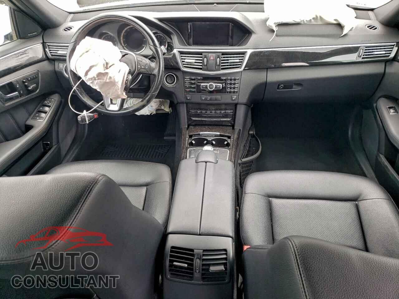 MERCEDES-BENZ E-CLASS 2013 - WDDHF9FB1DA738068