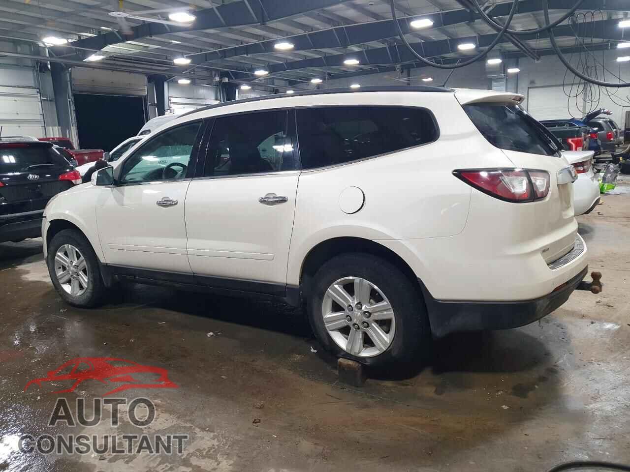 CHEVROLET TRAVERSE 2014 - 1GNKVHKD3EJ359523