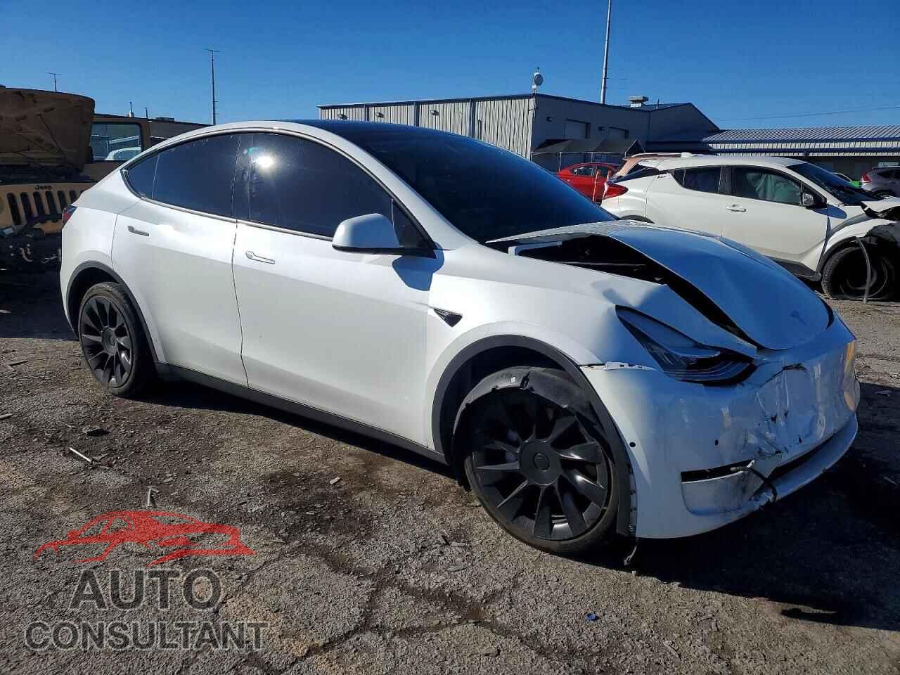 TESLA MODEL Y 2021 - 5YJYGDEEXMF269821