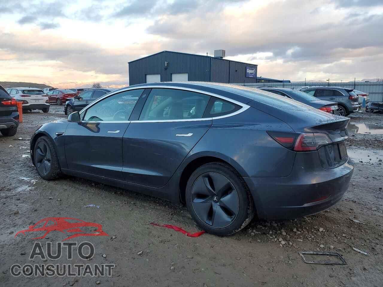 TESLA MODEL 3 2019 - 5YJ3E1EA3KF298327