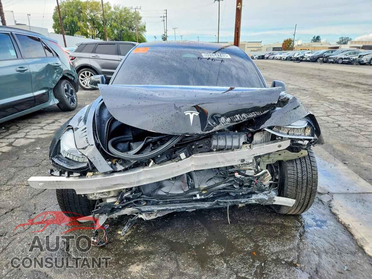 TESLA MODEL 3 2018 - 5YJ3E1EA7JF165648