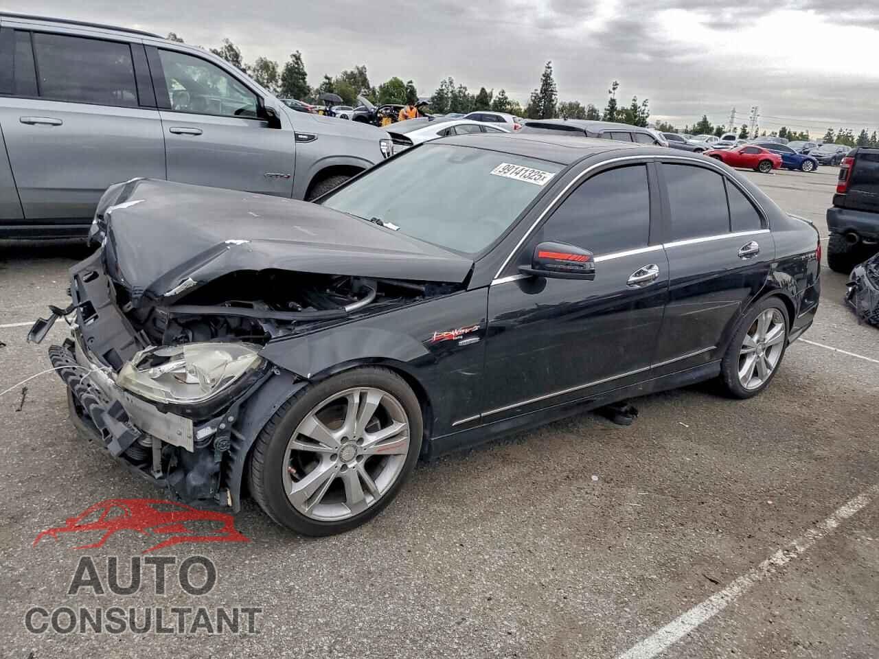 MERCEDES-BENZ C-CLASS 2012 - WDDGF4HB3CA623305