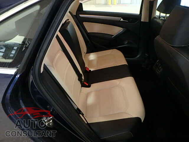 VOLKSWAGEN PASSAT 2015 - 1VWBV7A33FC037334