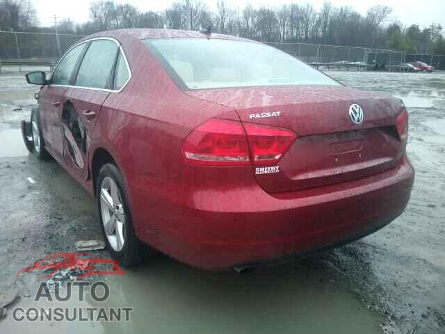 VOLKSWAGEN PASSAT 2015 - 1VWAT7A31FC121203