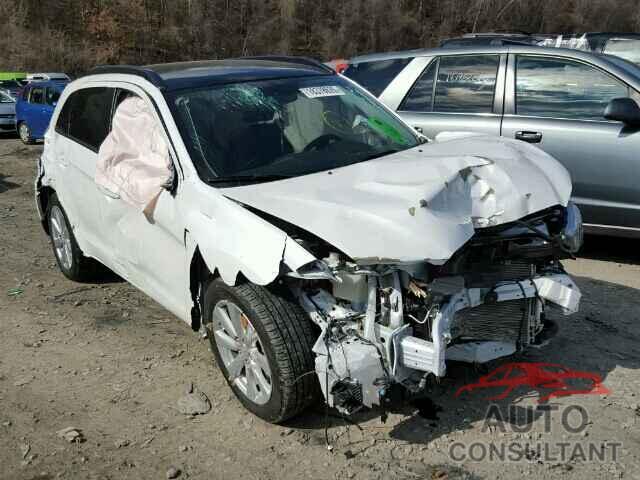 MITSUBISHI OUTLANDER 2015 - 4A4AR4AW5FE038705