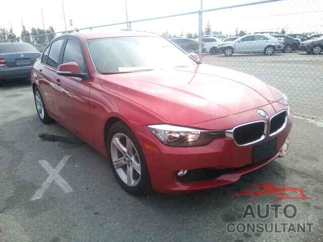 BMW 3 SERIES 2015 - WBA3C1C51FK119560