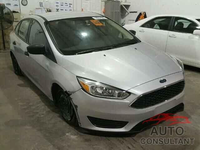 FORD FOCUS 2015 - 1FADP3E23FL280857