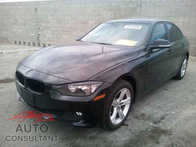 BMW 3 SERIES 2015 - WBA3C1C58FK123489