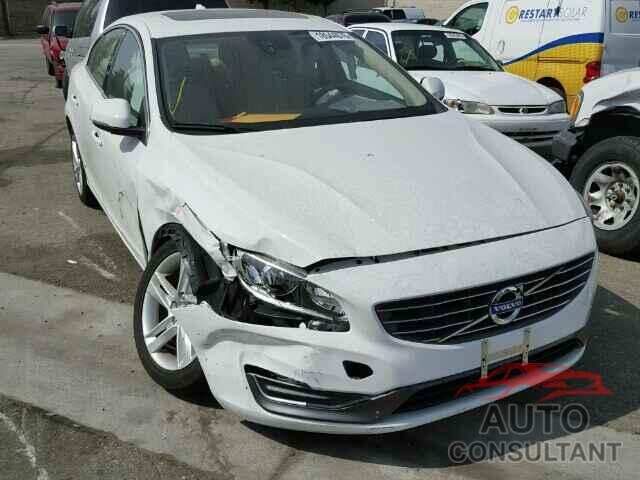 VOLVO S60 2015 - YV126MFB5F1316448