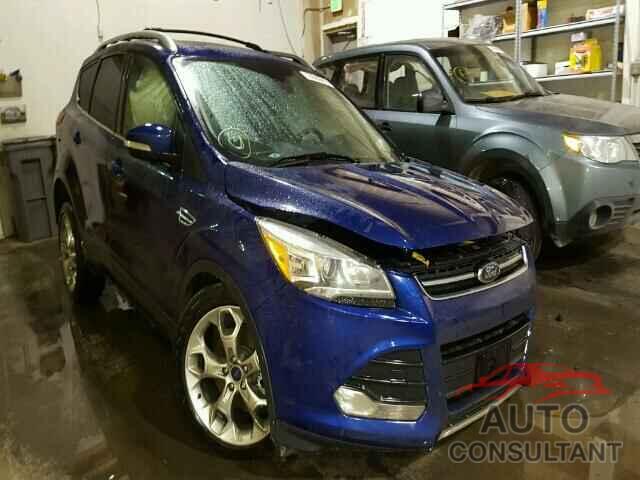 FORD ESCAPE 2015 - 1FMCU9J99FUA59578