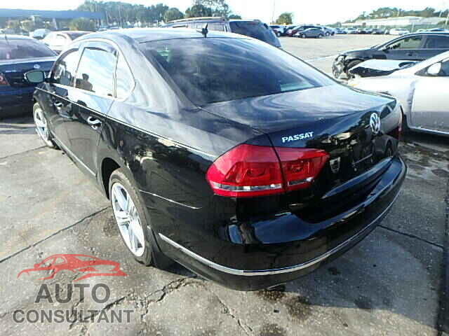 VOLKSWAGEN PASSAT 2015 - 1VWCV7A31FC097472