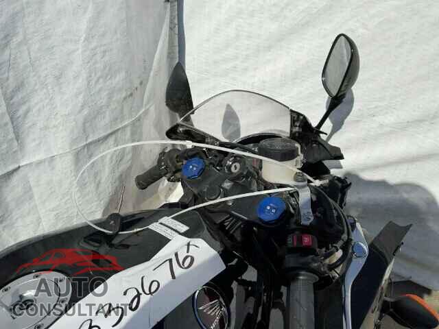 HONDA CBR CYCLE 2015 - JH2PC4019FK800127