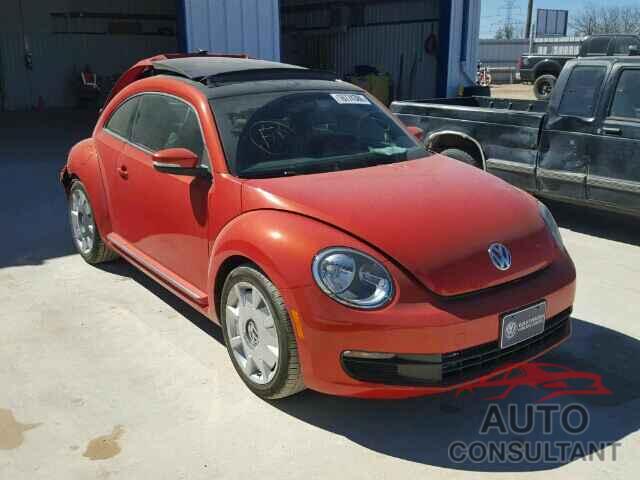 VOLKSWAGEN BEETLE SE/ 2016 - 3VWJ17AT4GM616890