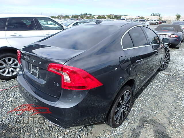 VOLVO S60 2015 - YV140MFC4F1317867