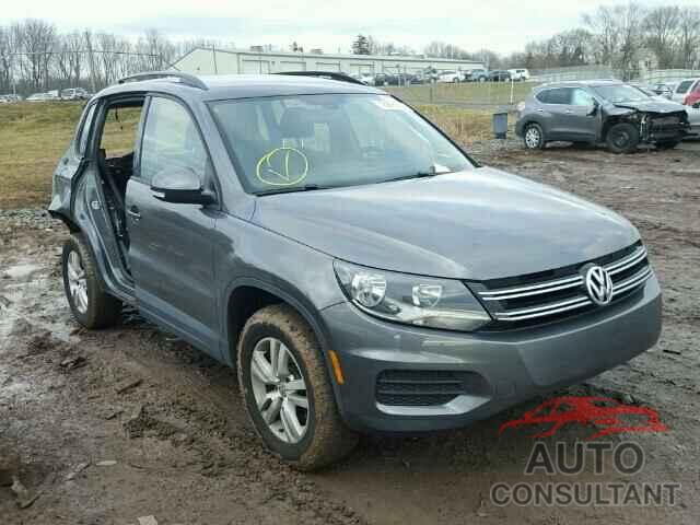 VOLKSWAGEN TIGUAN 2016 - WVGBV7AX1GW521813